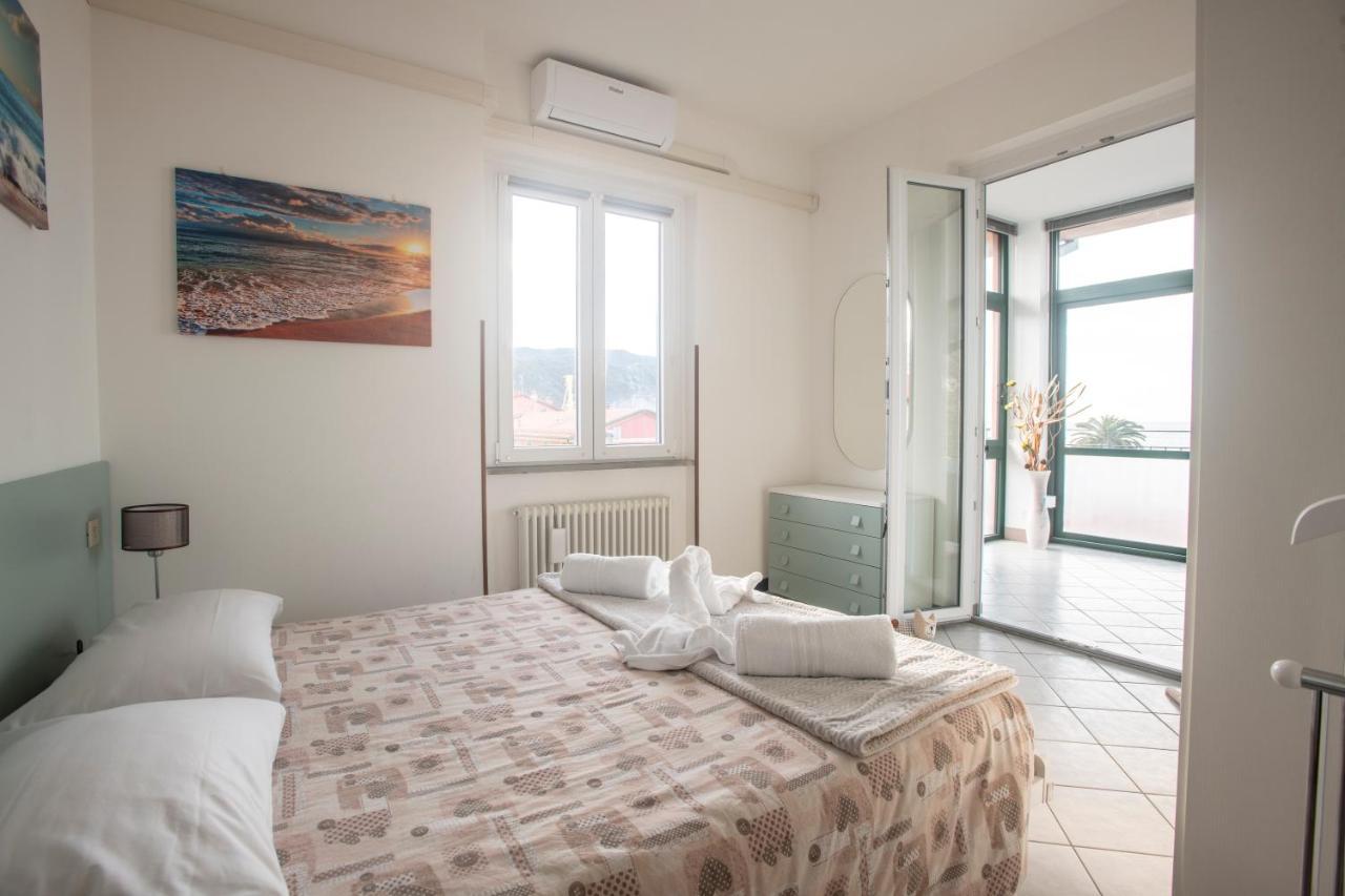 162 - La Veranda Sull'Acqua, Fronte E Vista Mare Riva Trigoso, Posto Auto Privato Sestri Levante Dış mekan fotoğraf